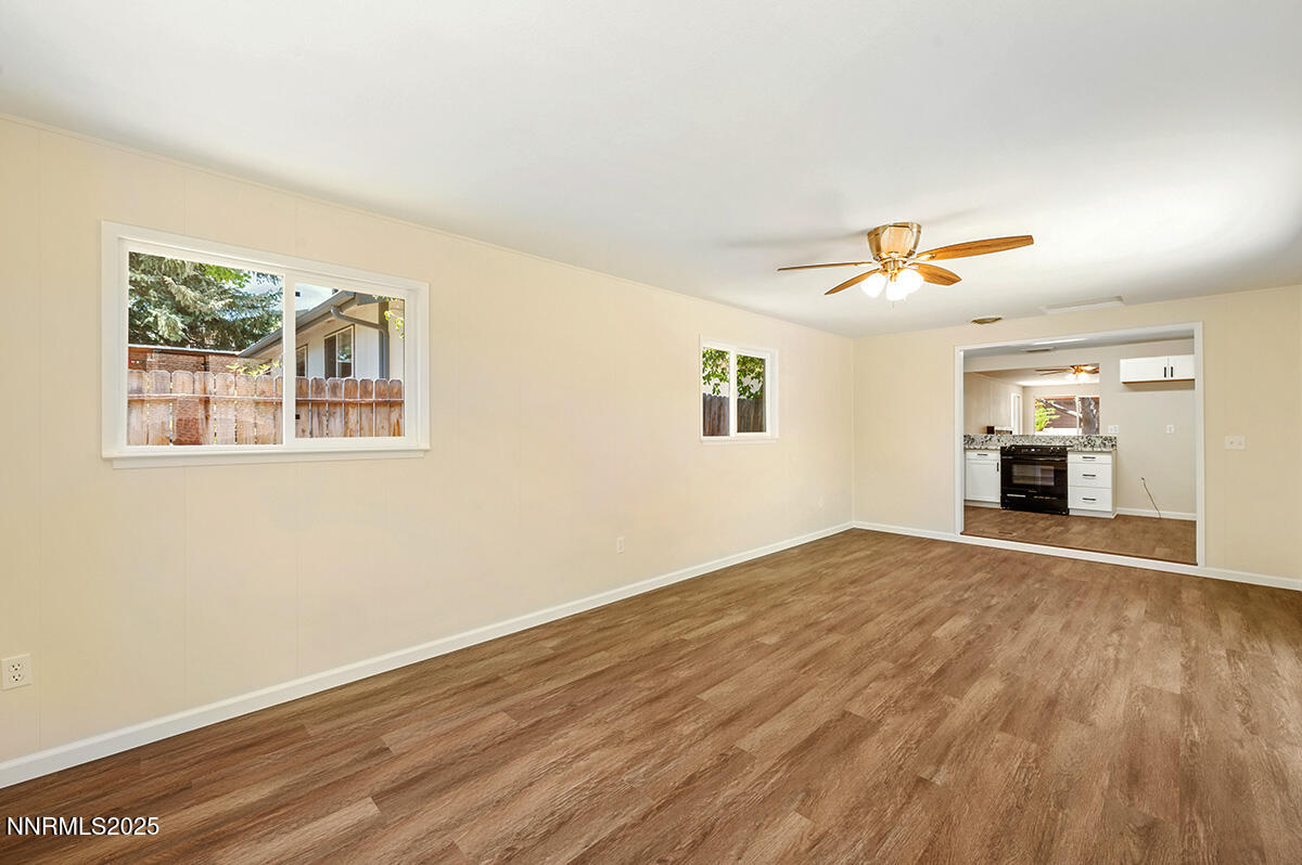 3670 Meeks Way Reno, NV 89503 - Photo 10 of 21 DSC_5499