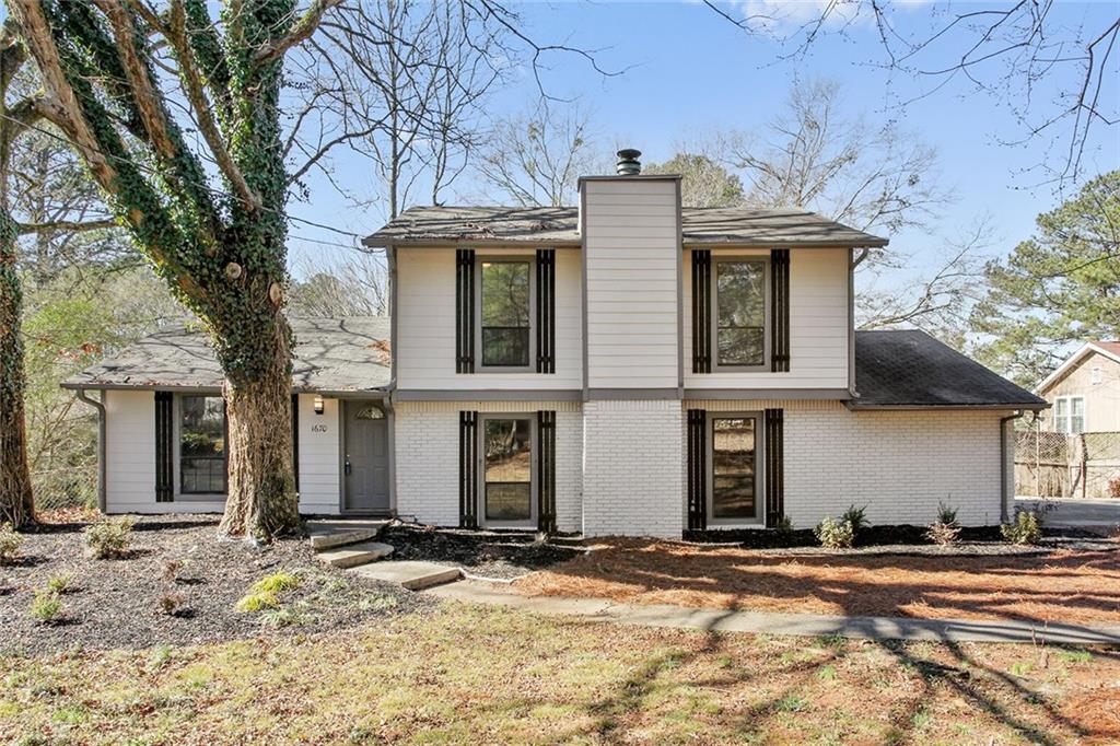 1670 Hudson Road Decatur, GA 30033 - Photo 1 of 1