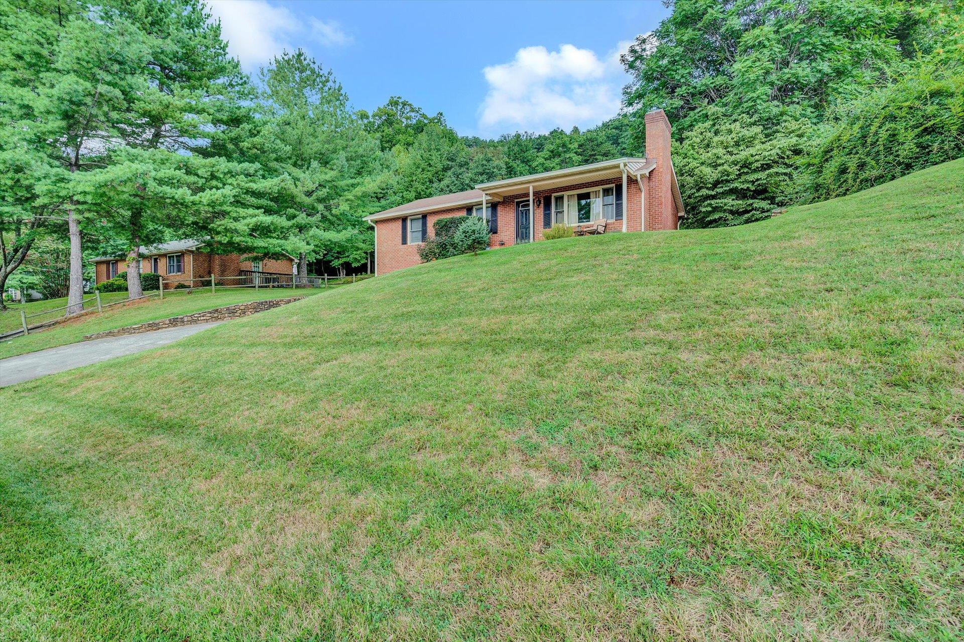 5937 Brahma Road Roanoke, VA 24018 - Photo 27 of 29 27-082020210077