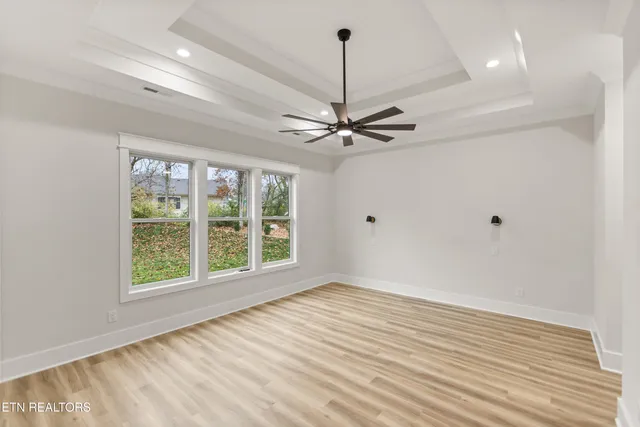 $799,900 | 171 Tsuhdatsi Way, Loudon, TN 37774