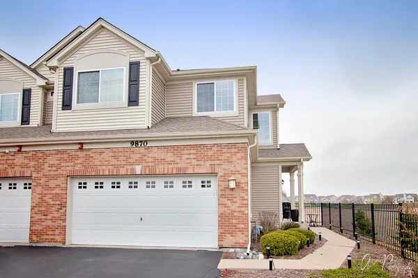 $2,700 | 9870 Williams Drive, Huntley, IL 60142