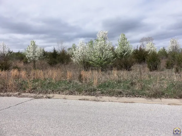 $22,000 | 6318 Southwest 46th Park, Topeka, KS 66610