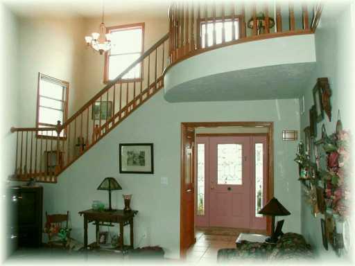 1077 Finchley Road North Huntingdon, PA 15642 - Photo 2 of 8 Gallery Image 2