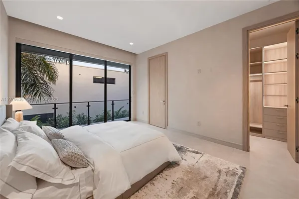 $60,000 | 723 Northeast 77th Street, Miami, FL 33138