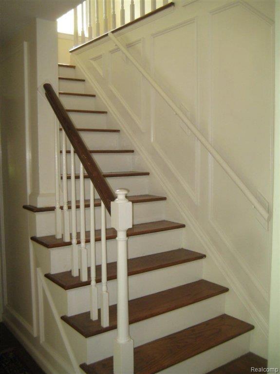 316 Cloverly Road Grosse Pointe, MI 48236 - Photo 14 of 24 009.JPG