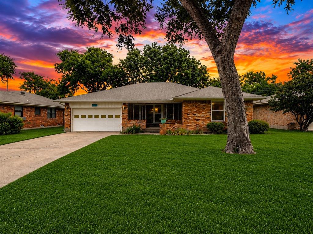 417 Rorary Drive Richardson, TX 75081 - Photo 1 of 37