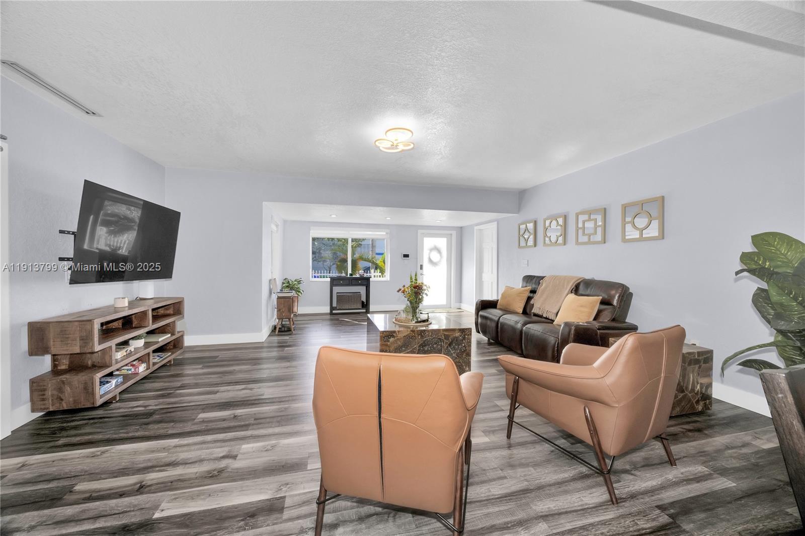 4055 Southwest 7th Street Miami, FL 33134 - Photo 23 of 30