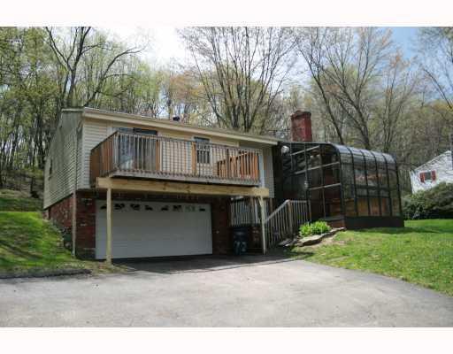 3722 Centerview Road Gibsonia, PA 15044 - Photo 1 of 12 Exterior Front.