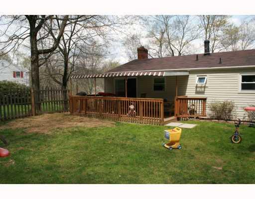 3722 Centerview Road Gibsonia, PA 15044 - Photo 4 of 12 Yard/Garden.
