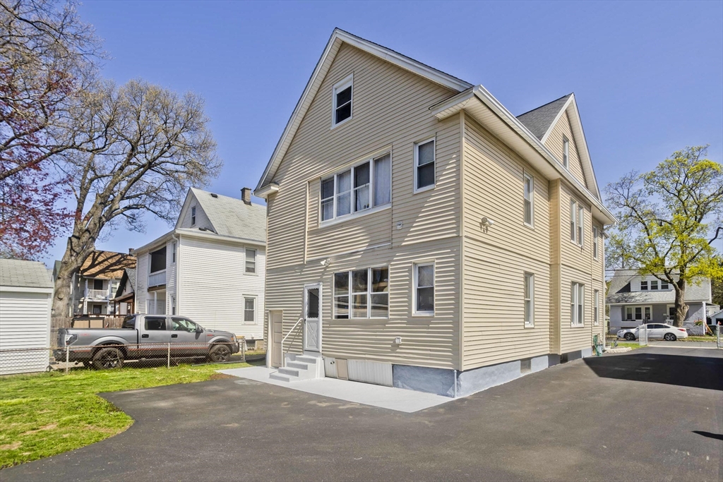 30-32 Sterling Street Springfield, MA 01107 - Photo 30 of 32 Gallery Image 30