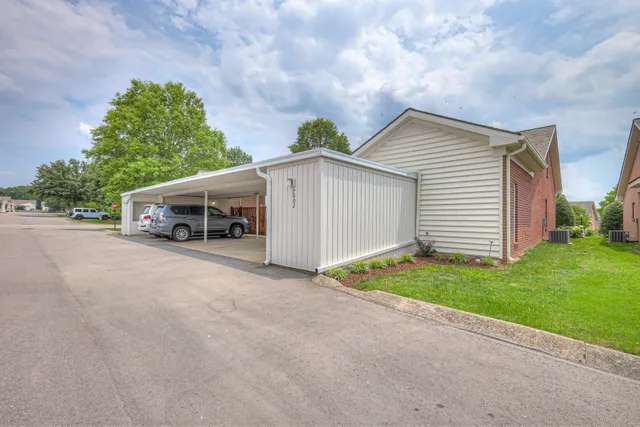 $650,000 | 7002 Sunrise Circle, Franklin, TN 37067