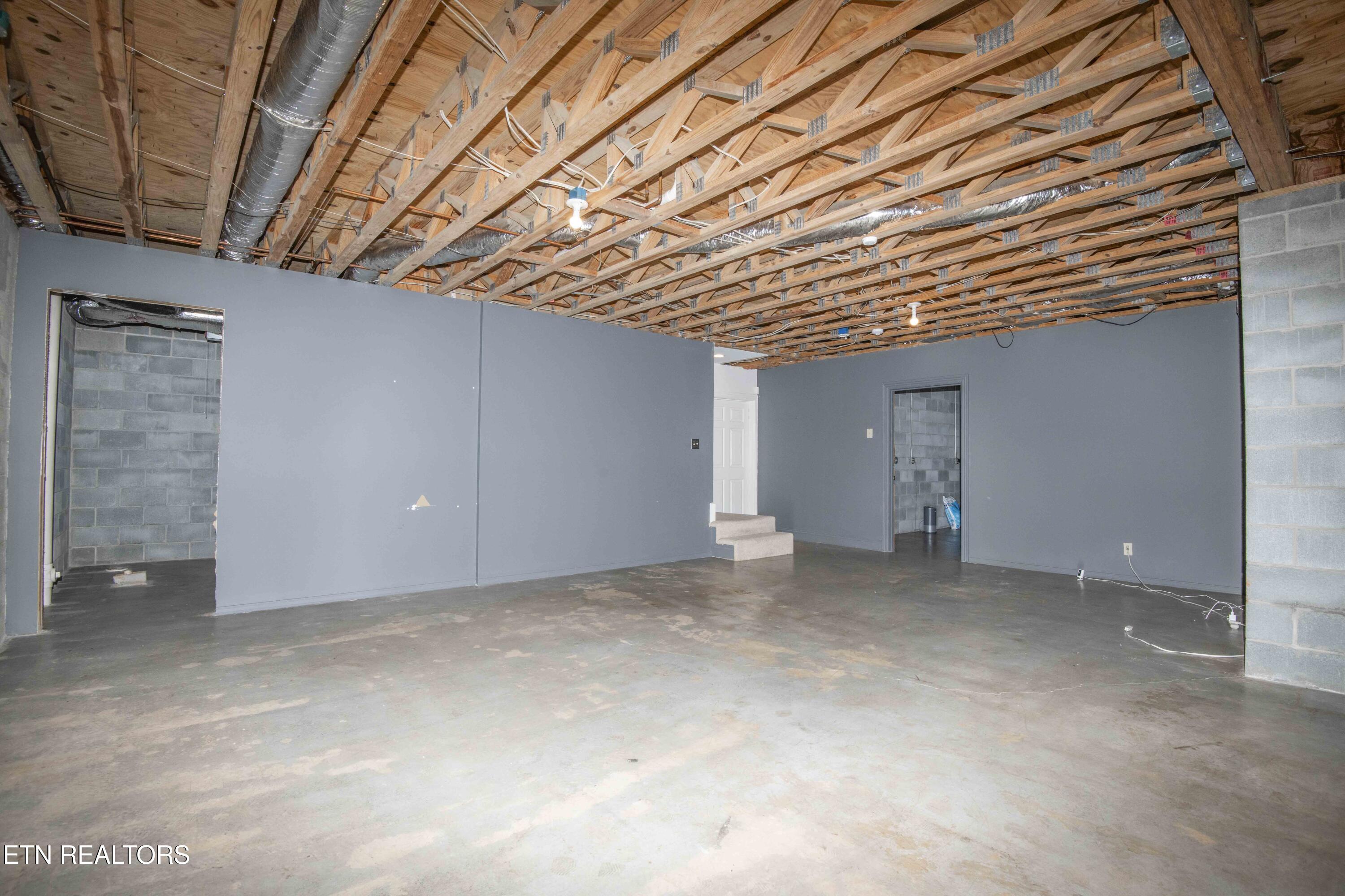 197 Whippoorwill Drive Oak Ridge, TN 37830 - Photo 21 of 40 UNFINISHED BASEMENT