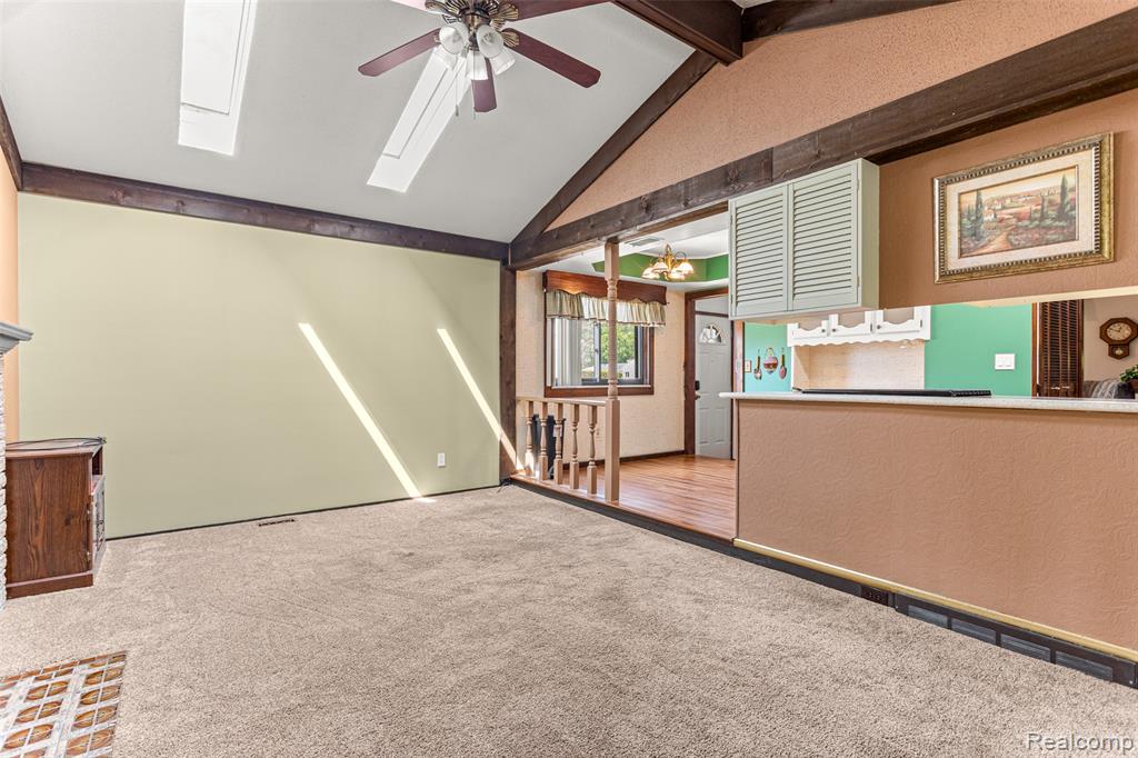 20227 Roche Road Trenton, MI 48183 - Photo 16 of 31 Gallery Image 16