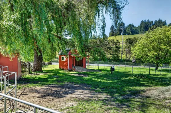 $1,495,000 | 11957 Bodega Highway, Sebastopol, CA 95472