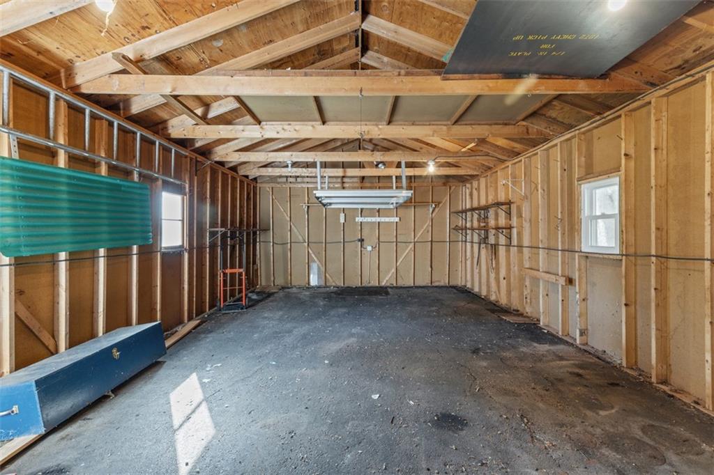 1645 Charlton Heights Road Coraopolis, PA 15108 - Photo 41 of 49 a view of an empty room