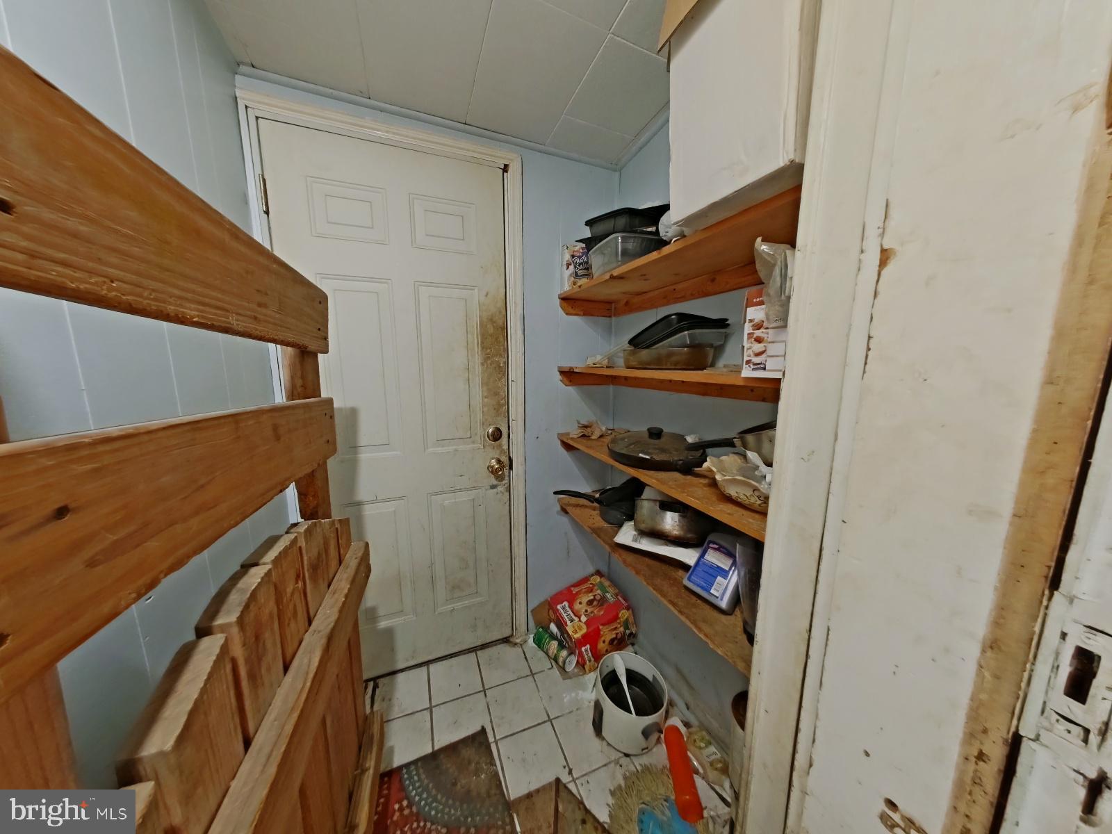 729 Wynnewood Road Philadelphia, PA 19151 - Photo 11 of 33 Mud Room