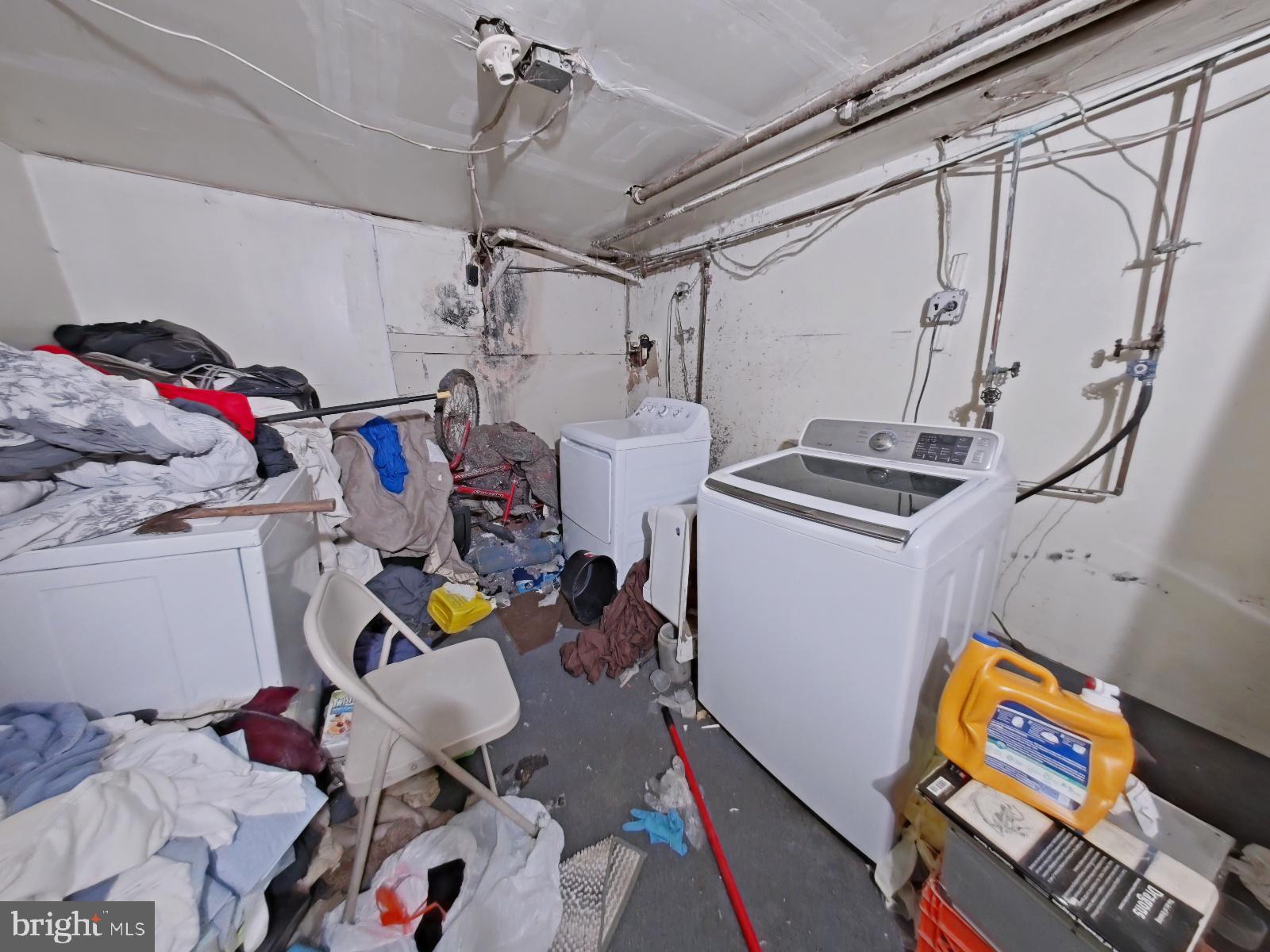 729 Wynnewood Road Philadelphia, PA 19151 - Photo 17 of 33 Laundry - Basement