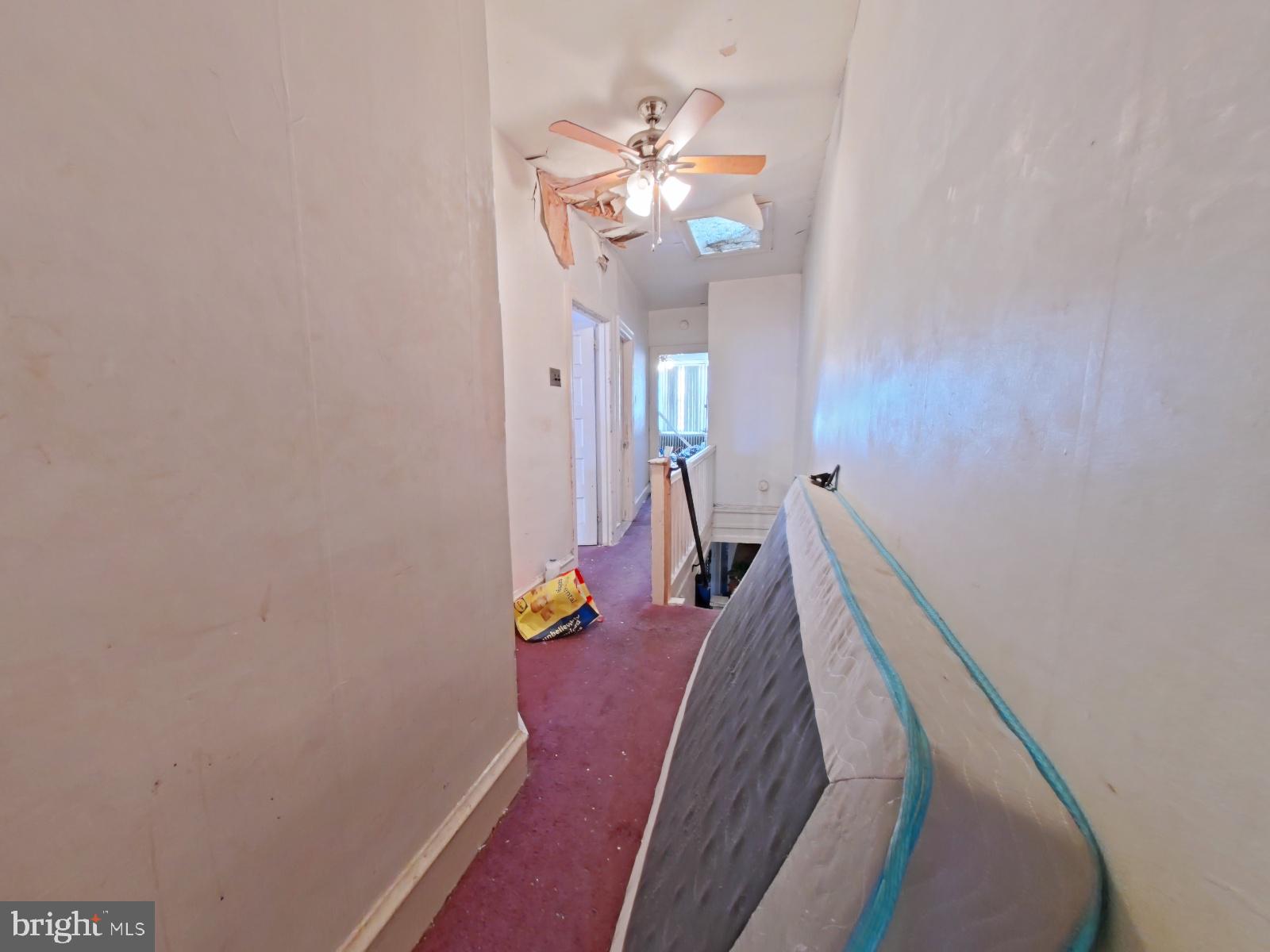 729 Wynnewood Road Philadelphia, PA 19151 - Photo 20 of 33 Hallway