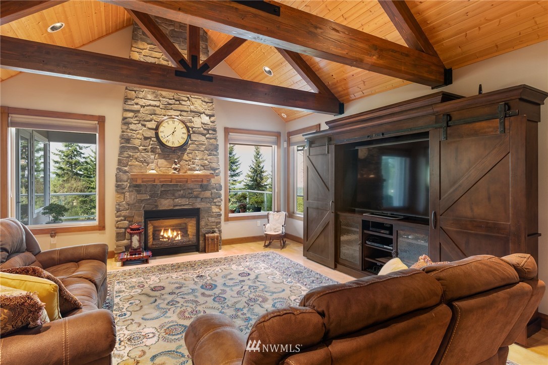 6934 Blue Mountain Road Port Angeles, WA 98362 - Photo 6 of 38 Gallery Image 6
