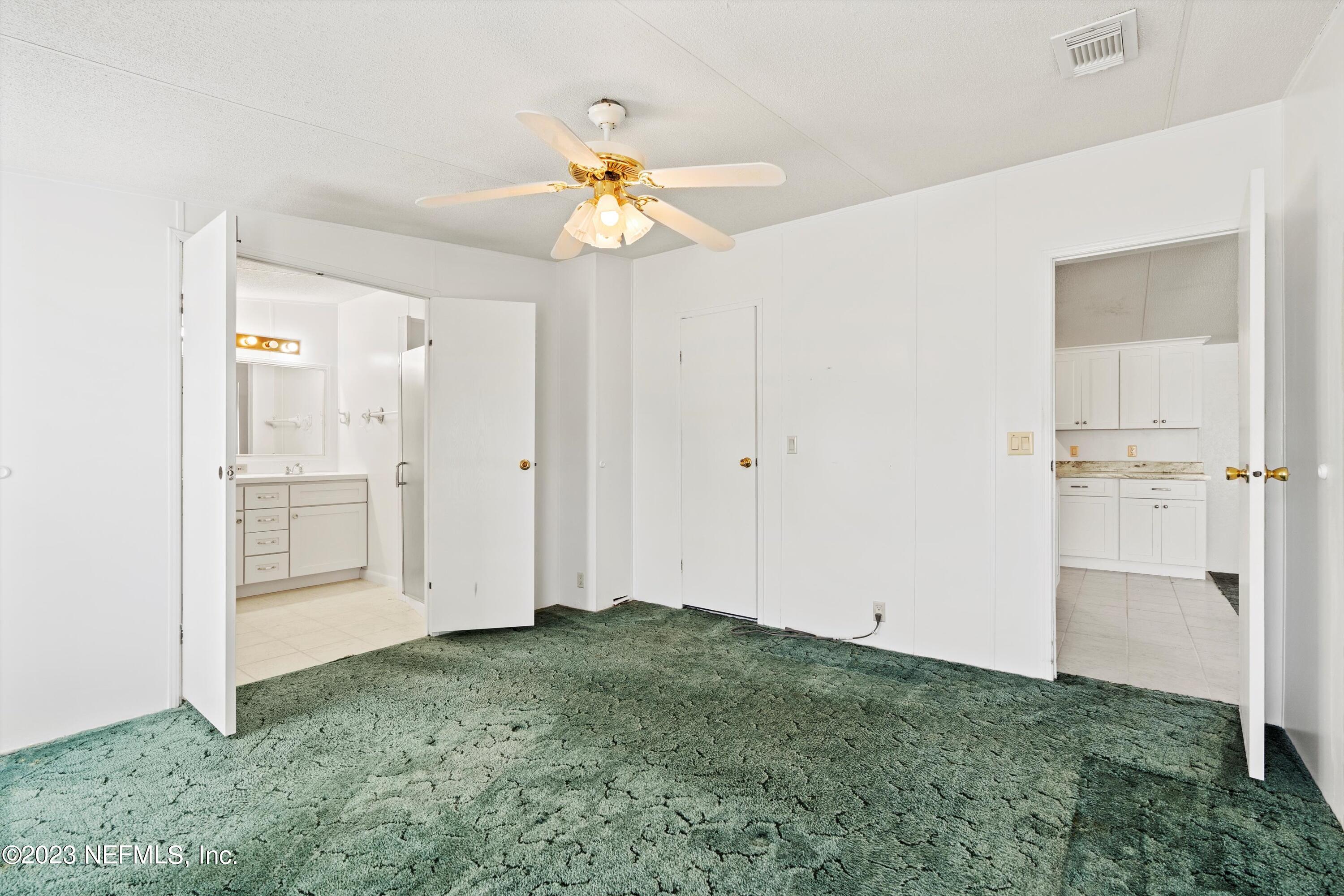 298 Pizarro Road St. Augustine, FL 32080 - Photo 12 of 32 15-Primary Bedroom