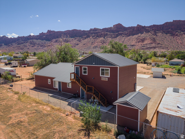 2464 East San Jose Road Moab, UT 84532 - Photo 21 of 68 Exterior entrance to the upstairs Mother-in-Law unit
