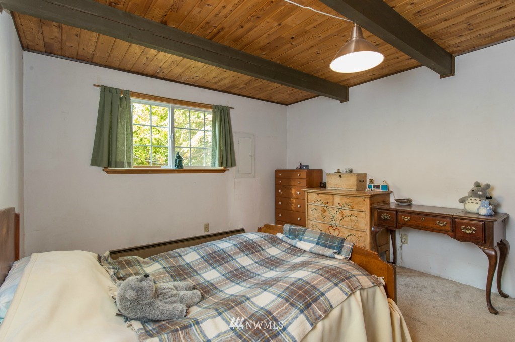 20102 Ridge Road Southwest Vashon, WA 98070 - Photo 14 of 15