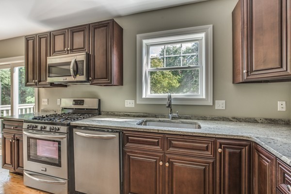 148 Marlborough Road Salem, MA 01970 - Photo 20 of 24 Gallery Image 20