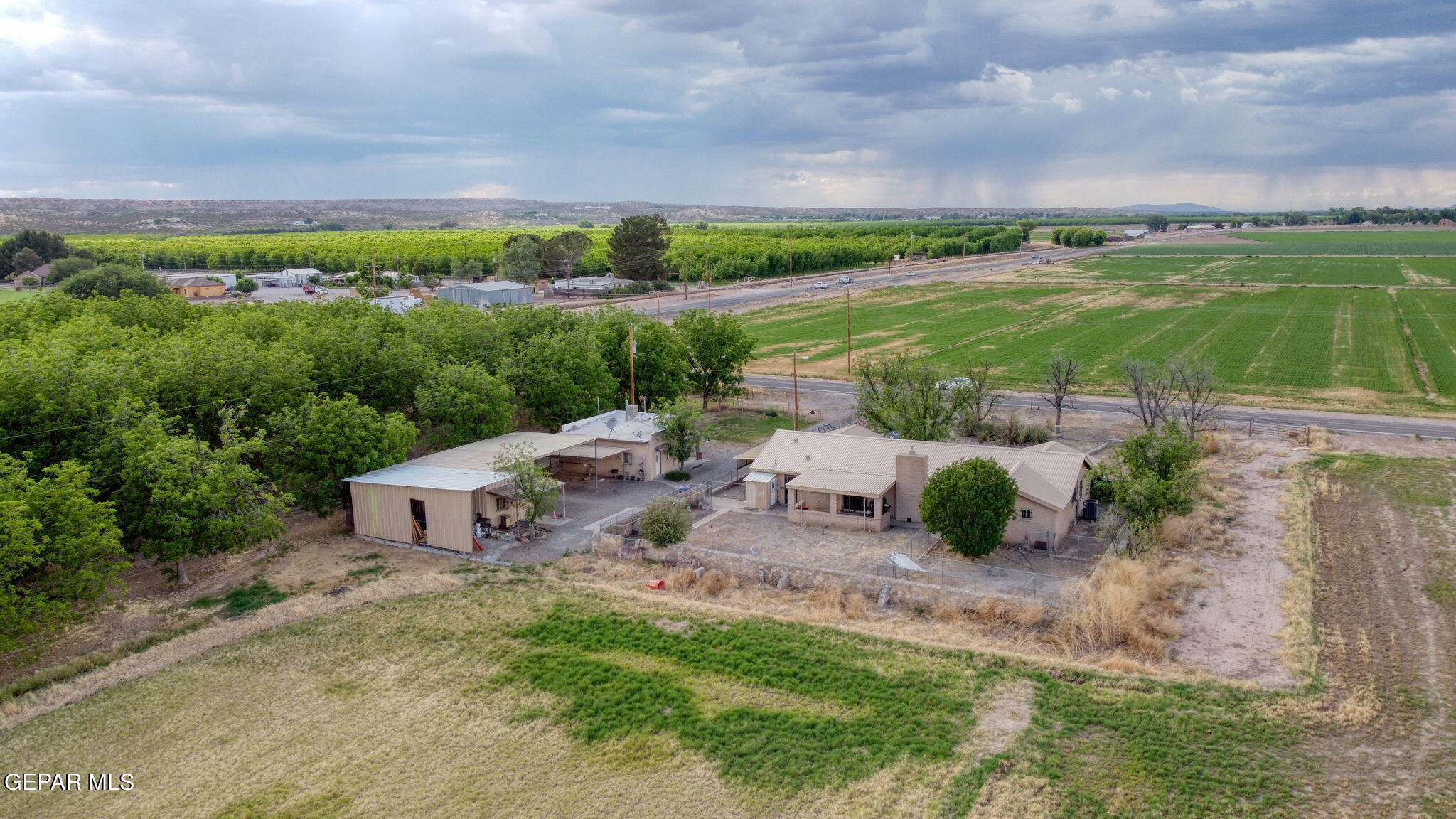 3025-3035 West O'Hara Road Anthony, NM 88021 - Photo 3 of 41 45-web-or-mls-DJI_0080