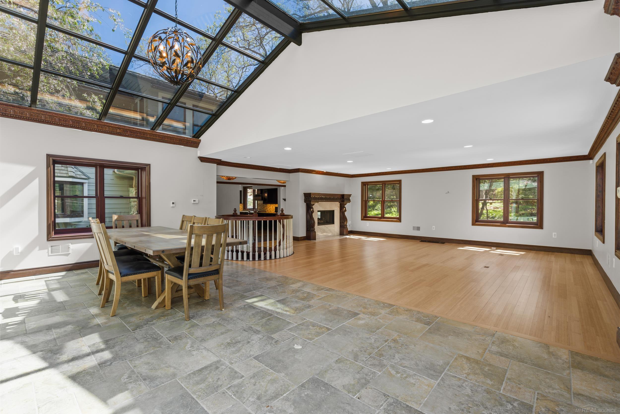 1071 Nakomis Road Lake Orion, MI 48362 - Photo 12 of 71