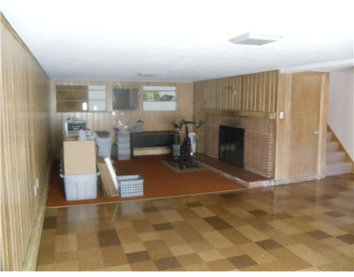 7 Lakeview Drive Riverside, CT 06878 - Photo 7 of 9 Additional Photo