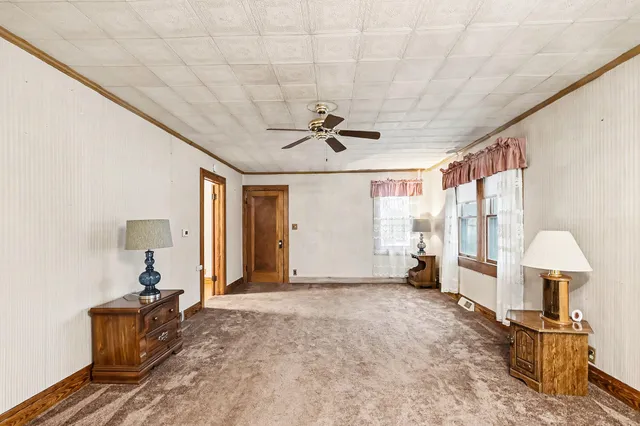 $130,000 | 735 Royal Drive, Jackson, MI 49202