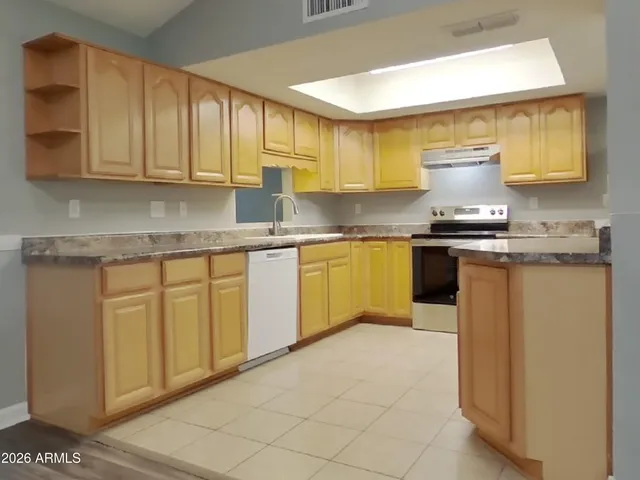 $2,509 | 2612 East Glade Avenue, Mesa, AZ 85204