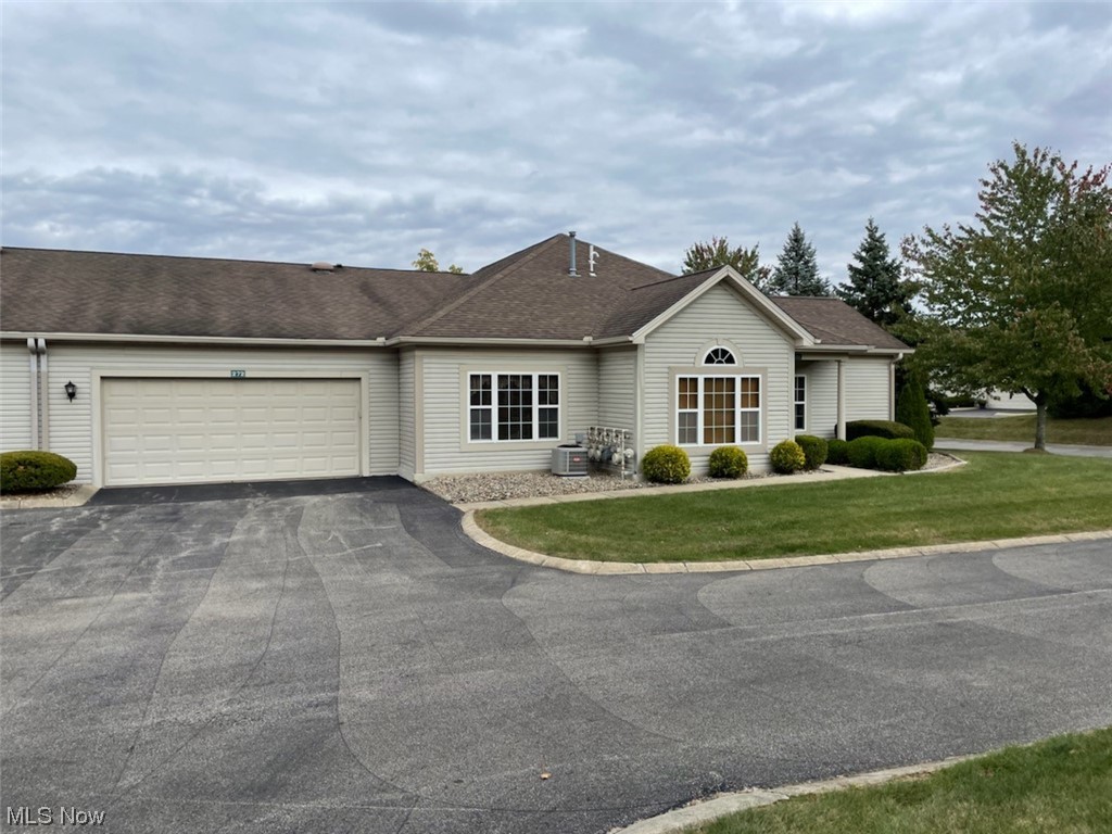272 Wilcox Road Youngstown, OH 44515 - Photo 2 of 15