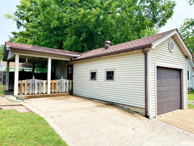 $174,900 | 500 Metropolis Street, Metropolis, IL 62960