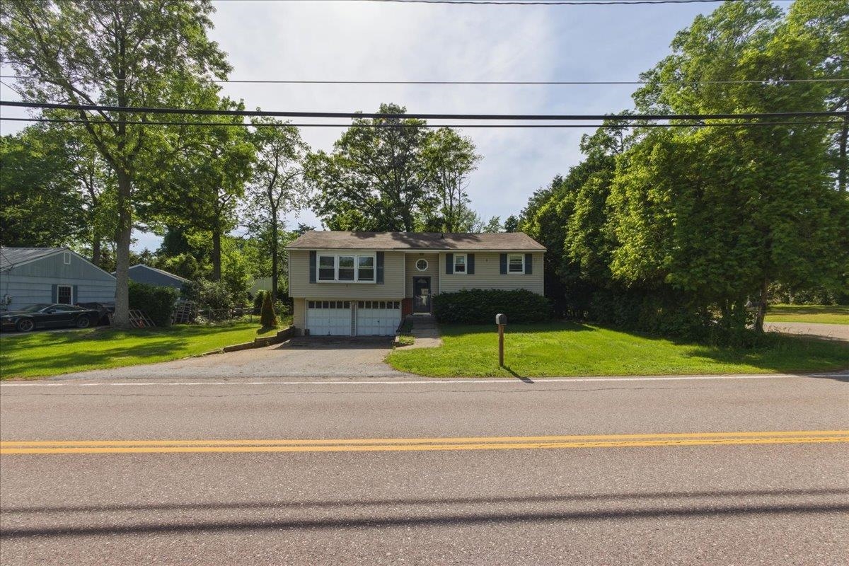 742 Church Road Colchester, VT 05446 - Photo 2 of 52