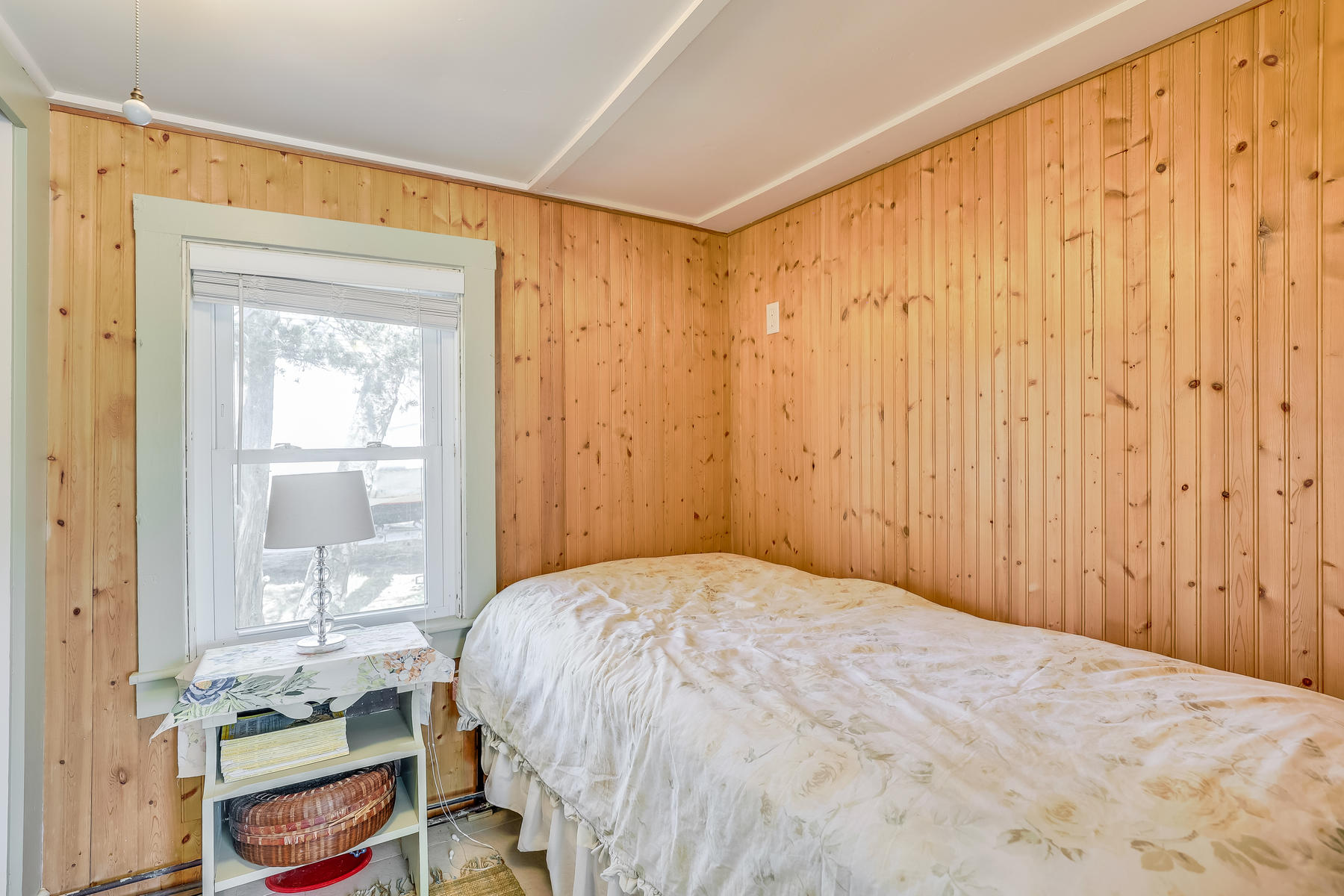 7 Slipper Shell Way Mashpee, MA 02649 - Photo 17 of 27 a bedroom with a bed and a window