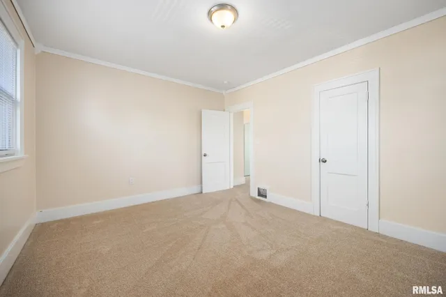 $1,600 | 400 East Virginia Avenue, Peoria, IL 61603