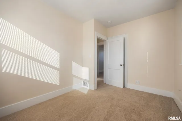 $1,600 | 400 East Virginia Avenue, Peoria, IL 61603