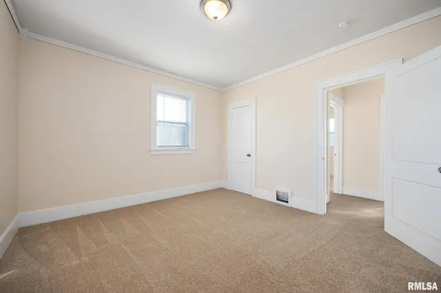 $1,600 | 400 East Virginia Avenue, Peoria, IL 61603