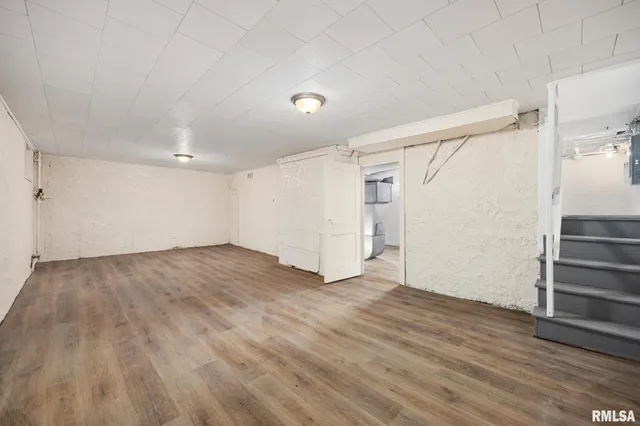 $1,600 | 400 East Virginia Avenue, Peoria, IL 61603