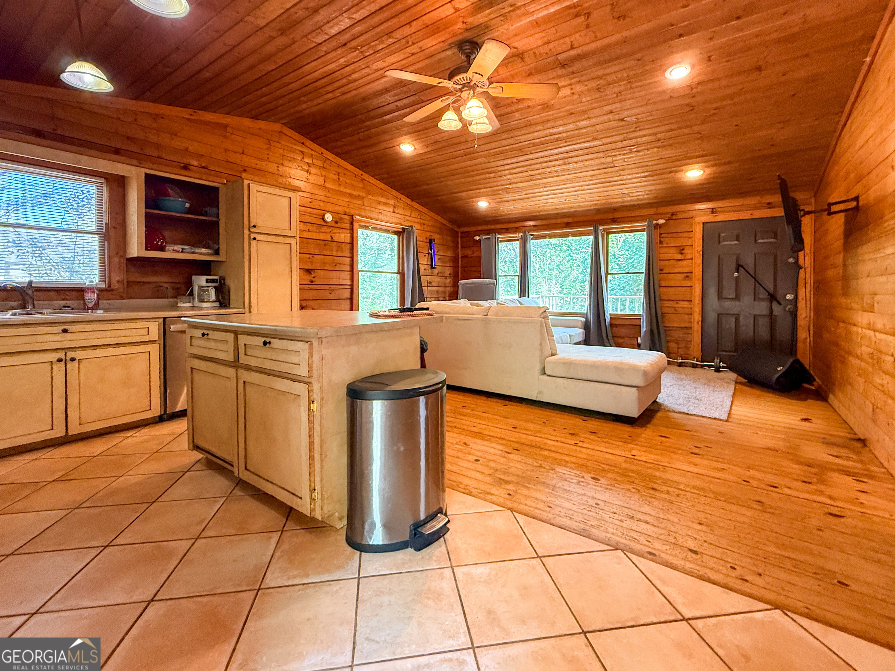 170 Hillcrest Street Cornelia, GA 30531 - Photo 4 of 18