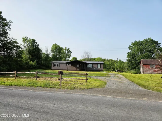 $1,850 | 1714 Latimer Hill Road, Root, NY 13317