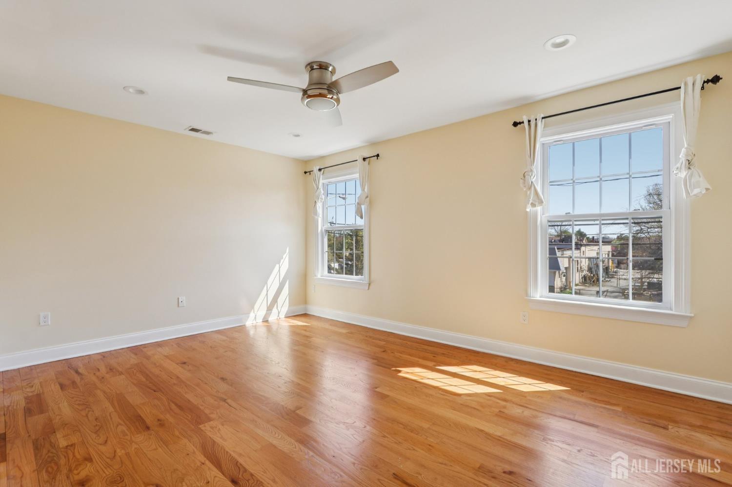 32 Cinder Road, Unit 3 Edison, NJ 08820 - Photo 31 of 39