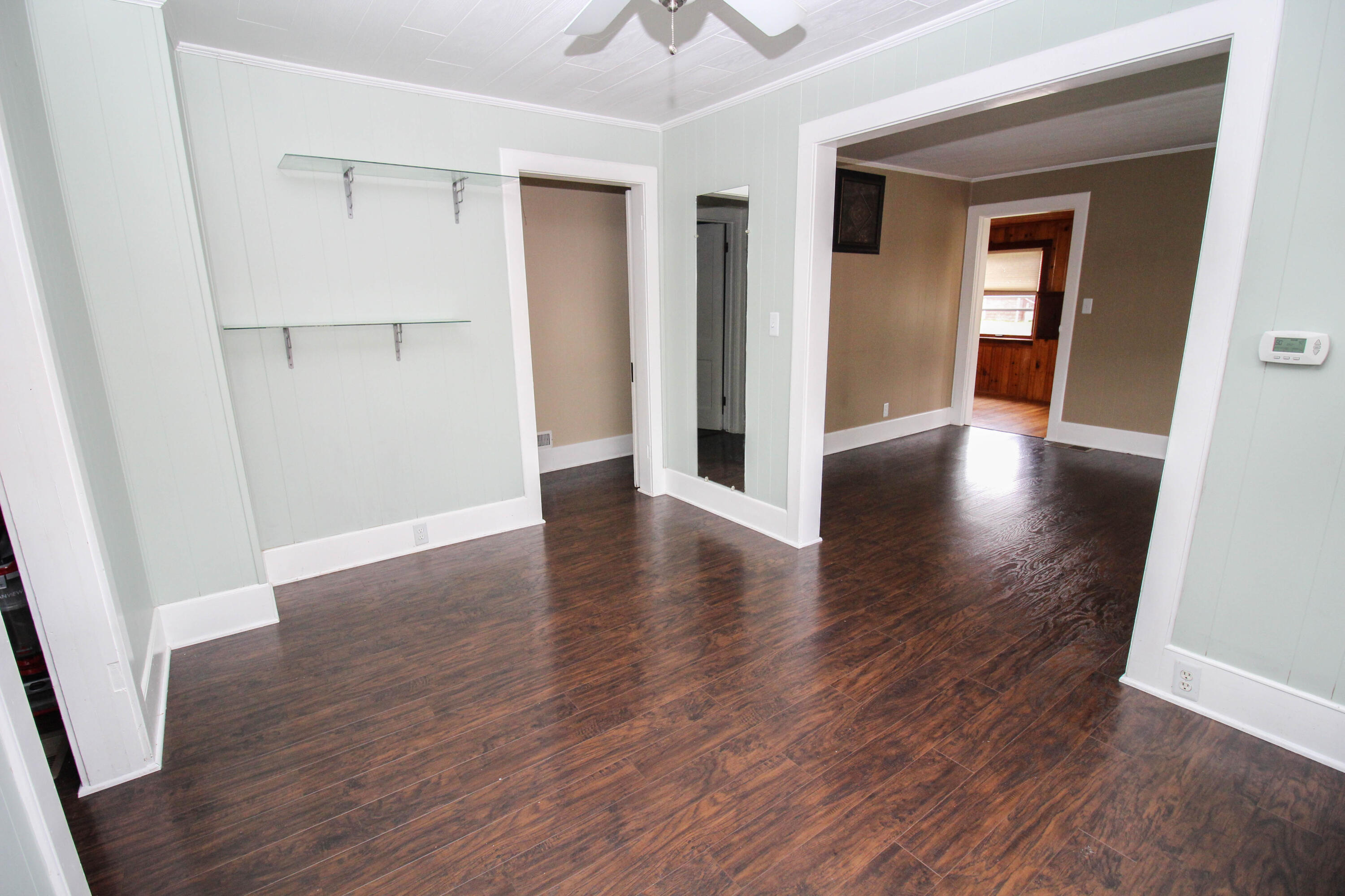 331 South Lincoln Avenue Three Rivers, MI 49093 - Photo 10 of 17 Linda (10 of 17)
