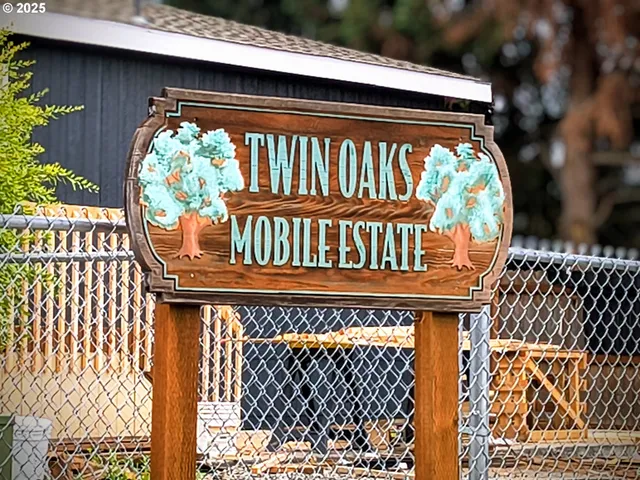 $137,000 | 180 Twin Oaks Loop, Winston, OR 97496