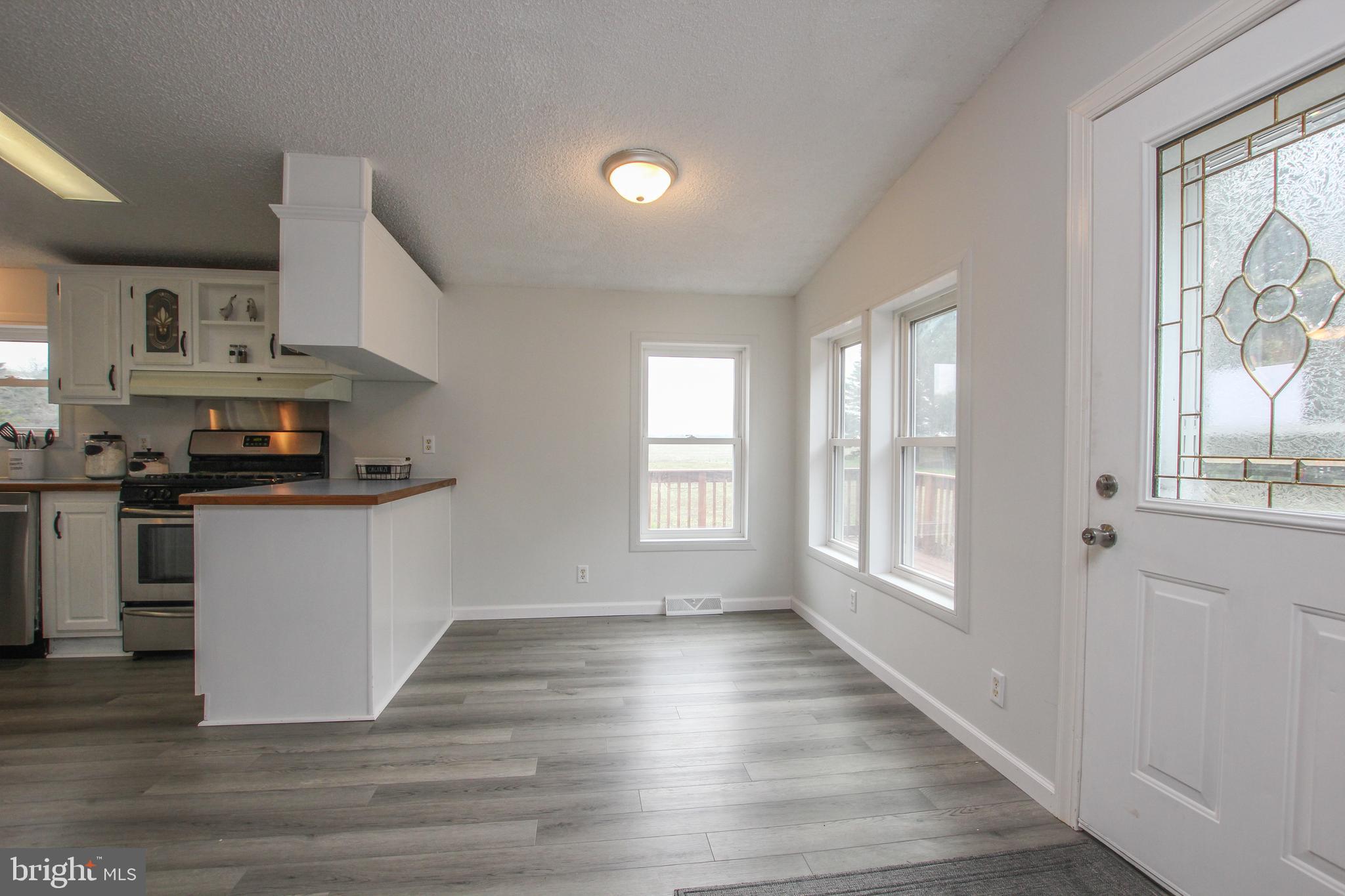 6525 Pine Top Road Hurlock, MD 21643 - Photo 8 of 27 Breakfast Nook
