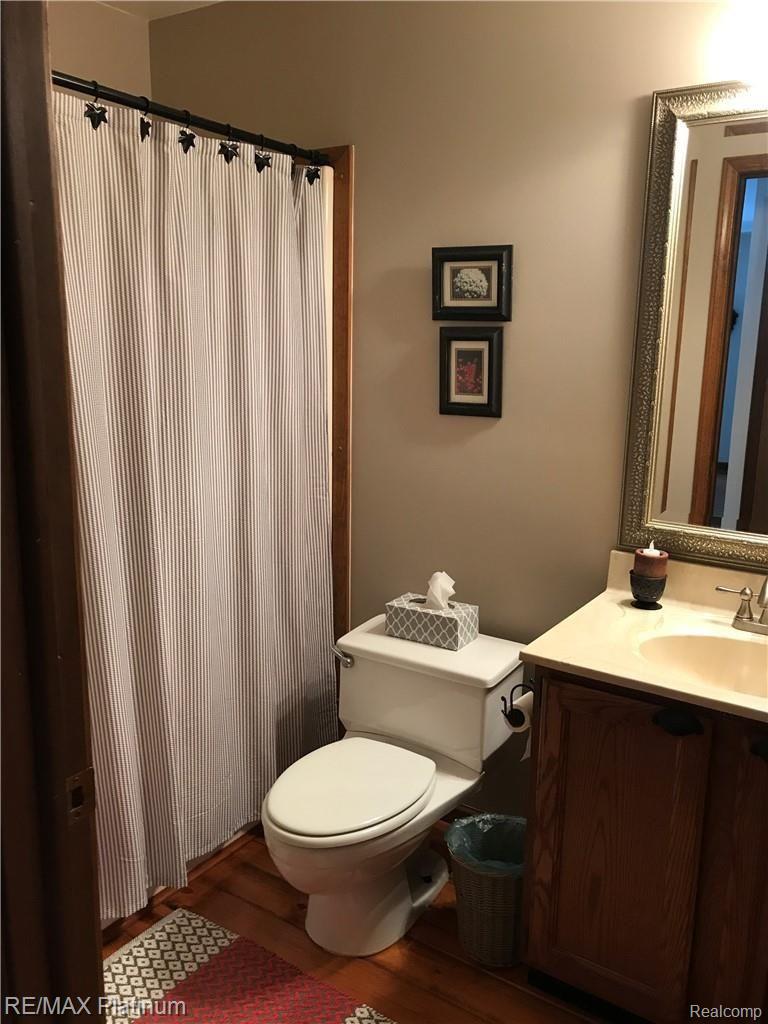 8377 Turner Road Fenton, MI 48430 - Photo 47 of 48 IMG_8915.JPG