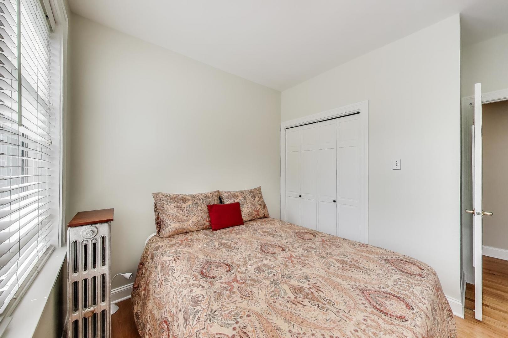 4201 West Addison Street, Unit 2B Chicago, IL 60641 - Photo 11 of 16