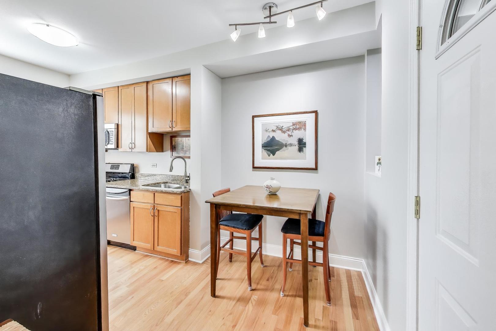 4201 West Addison Street, Unit 2B Chicago, IL 60641 - Photo 6 of 16