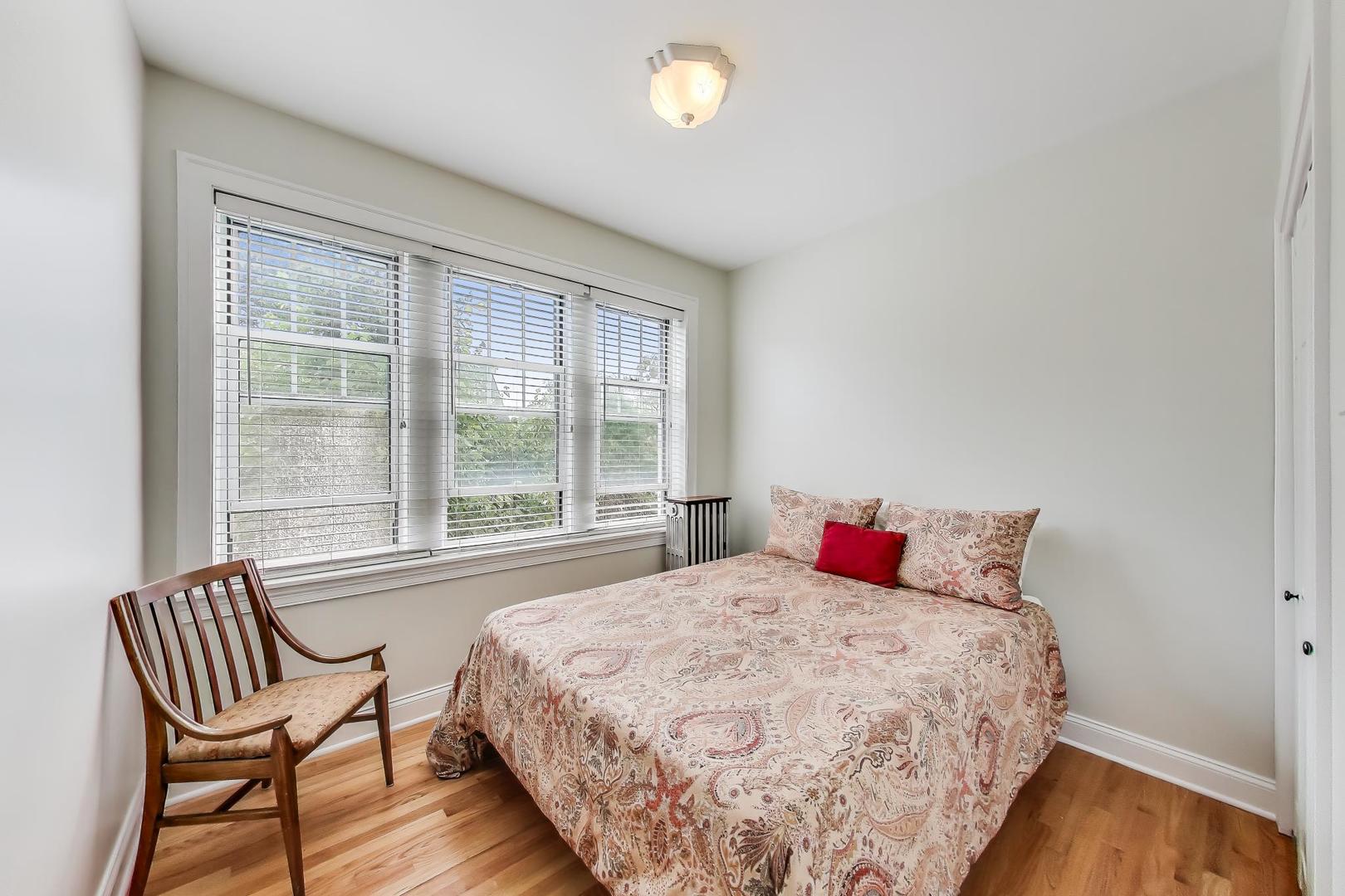 4201 West Addison Street, Unit 2B Chicago, IL 60641 - Photo 10 of 16